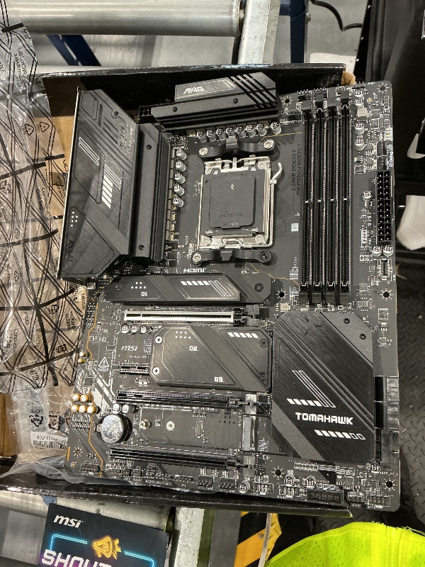 Photo 1 of MSI MAG X670E Tomahawk WiFi Motherboard