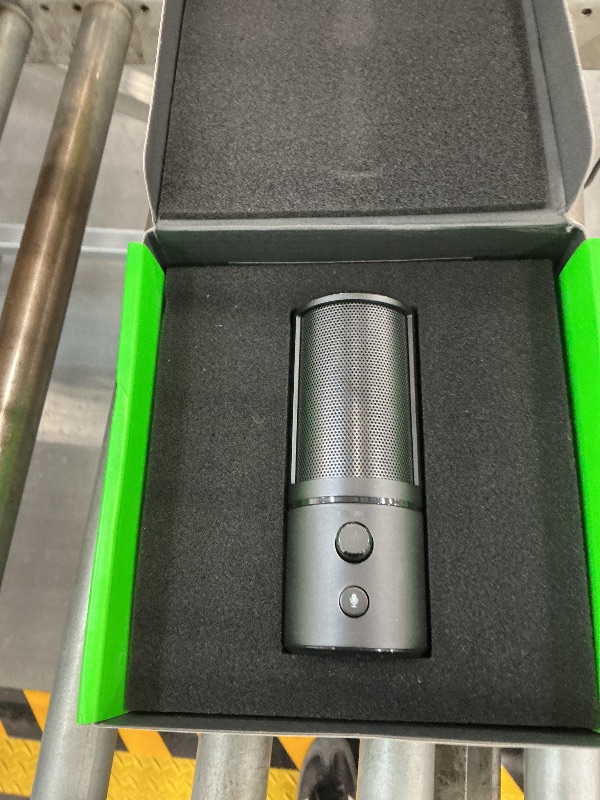 View 2 of Razer Seiren X USB Condenser Microphone