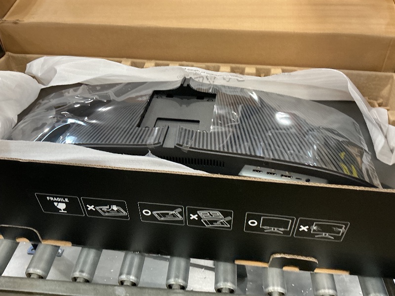 View 4 of MSI MAG 341CQP QD-OLED X28 34" UWQHD Gaming Monitor