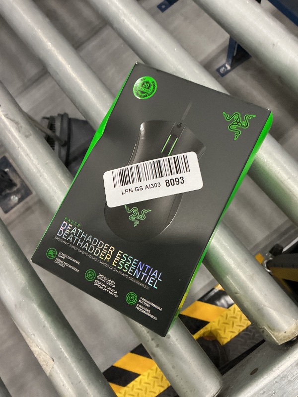 Photo 1 of Razer DeathAdder Essential Gaming Mouse