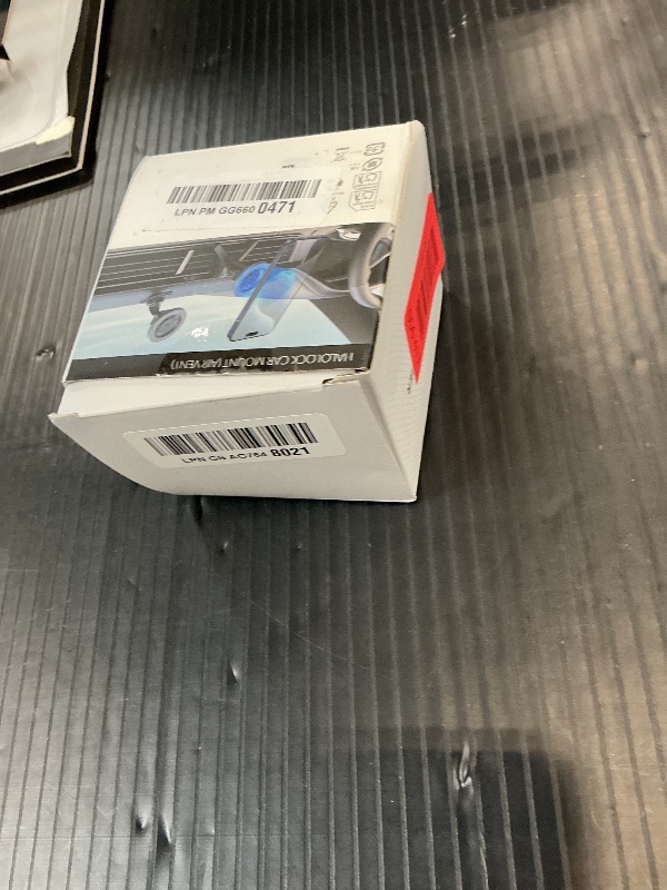 Photo 1 of ESR MagSafe Car Mount - Black