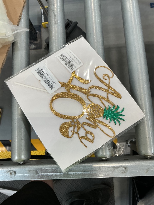 Photo 1 of ZACHAKO Gold Glitter Aloha 40 Cake Topper