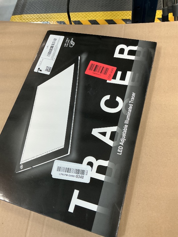 Photo 1 of LitEnergy Portable A4 LED Light Tracing Box