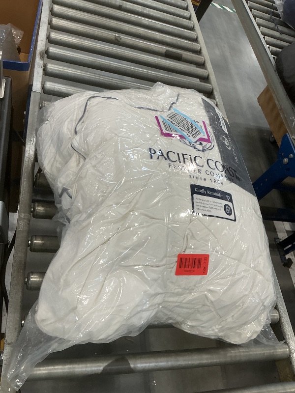 View 2 of Pacific Coast Premium Goose Feather & Down Fiber Comforter Queen Size, 420TC 100% Australian Cotton Shell, All-Season Comforter with Hidden Baffle Box & Double-Stitched Piping (90"x90")