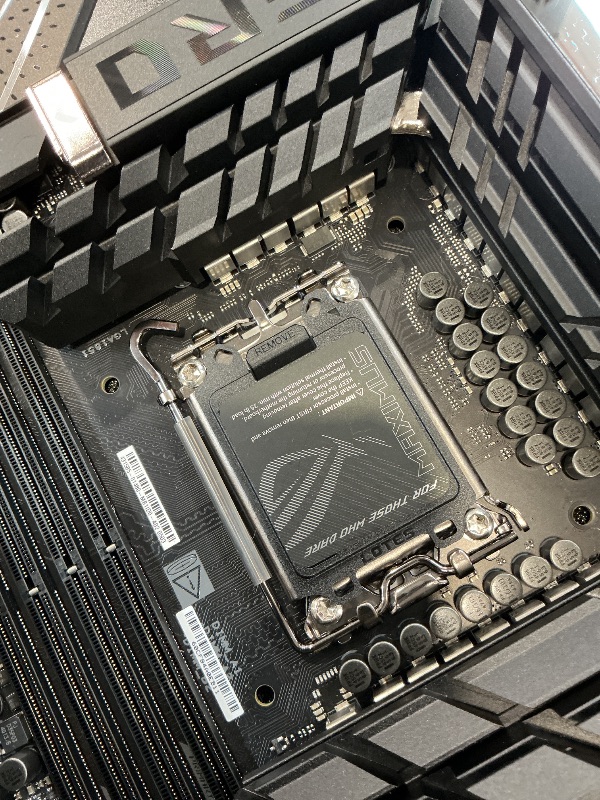 Photo 1 of ASUS ROG Maximus Z890 Hero Motherboard