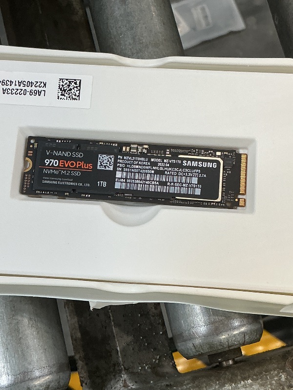 Photo 1 of Samsung 970 EVO Plus 1TB NVMe M.2 Internal SSD