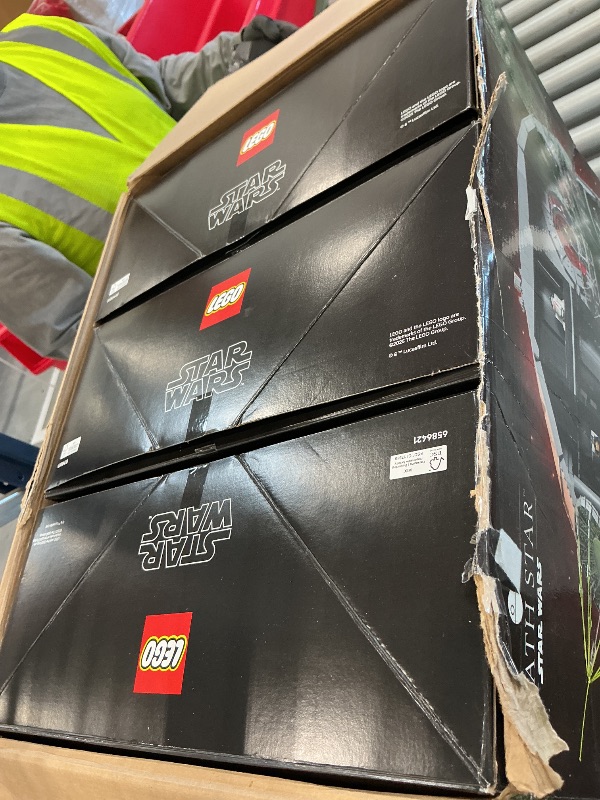 Photo 1 of LEGO Star Wars Death Star Ultimate Collector Series (75419) Building Set