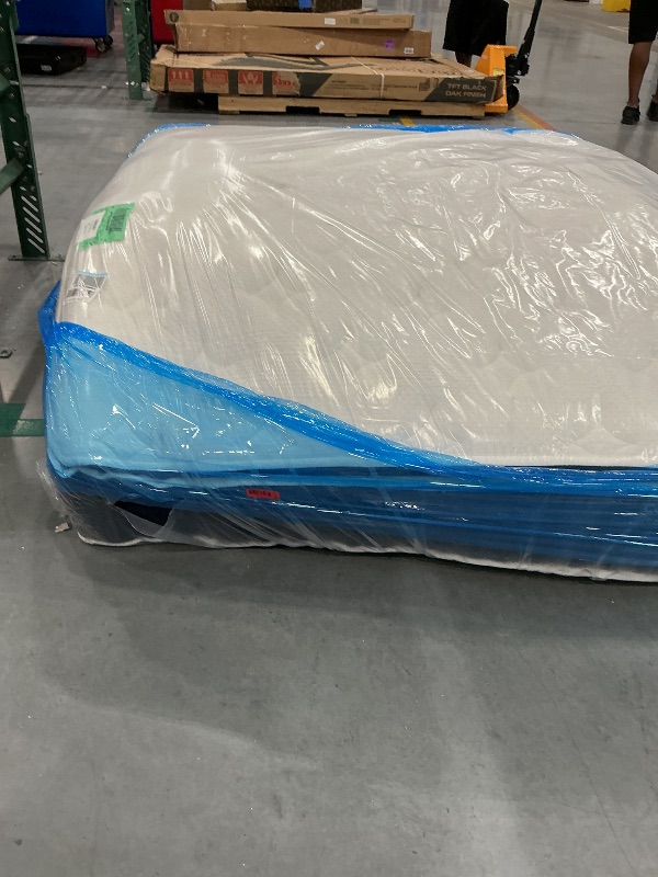 View 2 of Coolvie Queen 14" Hybrid Mattress