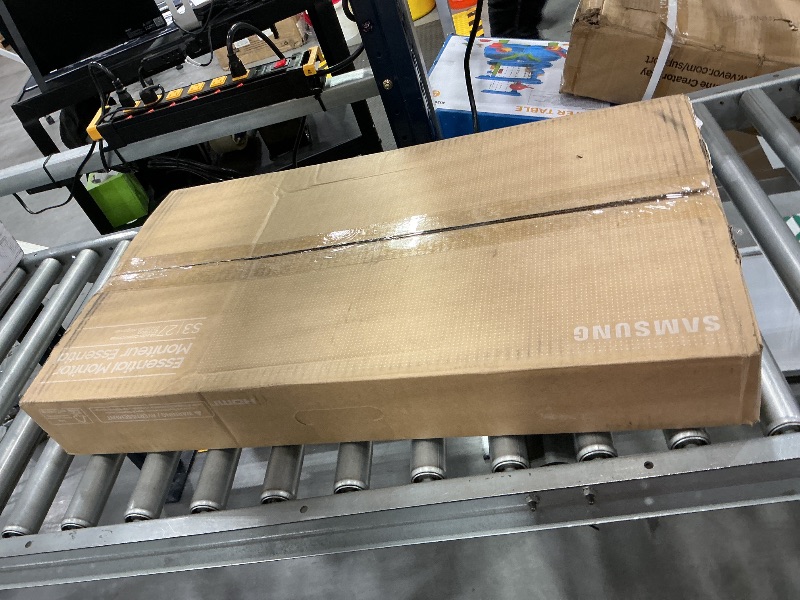 Photo 1 of Samsung 27" S3 (S32GF) Series FHD High Resolution Monitor