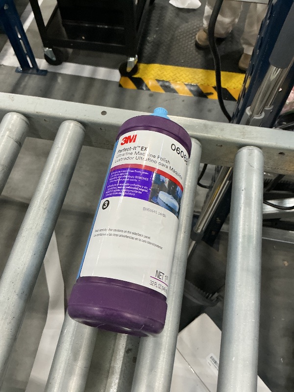 View 3 of 3M Perfect-It Ultrafine Machine Polish, 32 fl oz