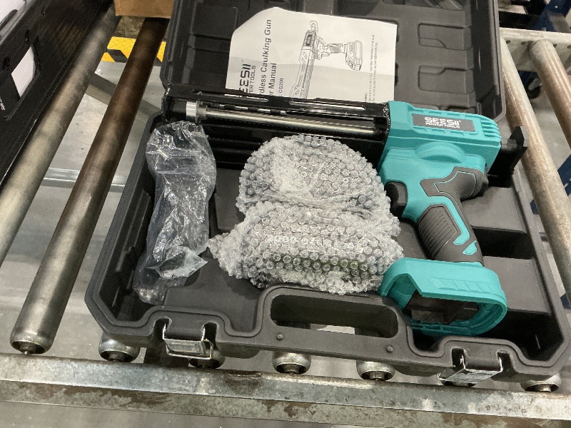 View 2 of Seesii Electric Dual Cartridge Epoxy Gun 400ML