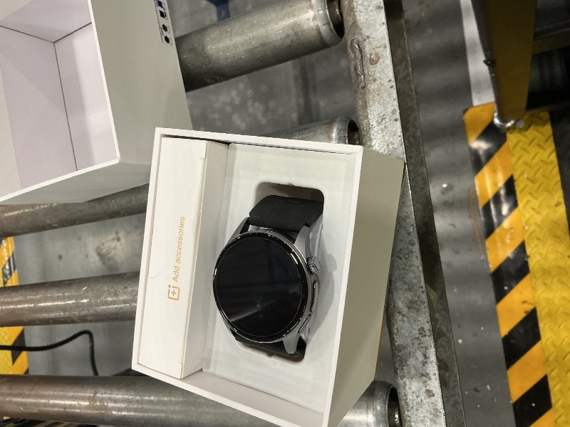 View 2 of Yowow BIT Blood Pressure Smartwatch AMOLED Bluetooth Call