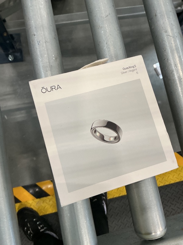 View 4 of OURA Ring 5 Smart Ring - Silver - Size 6