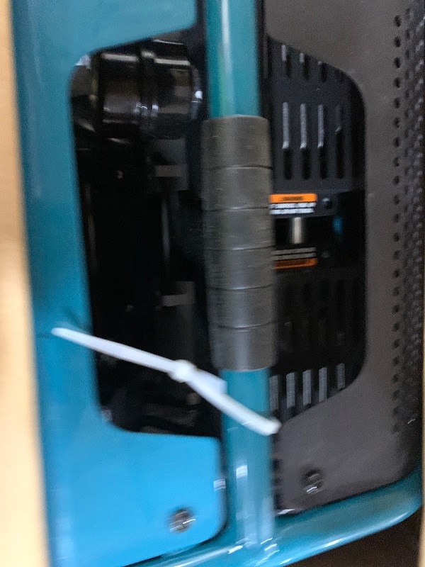 Photo 1 of Makita MAC210Q Quiet Series Air Compressor
