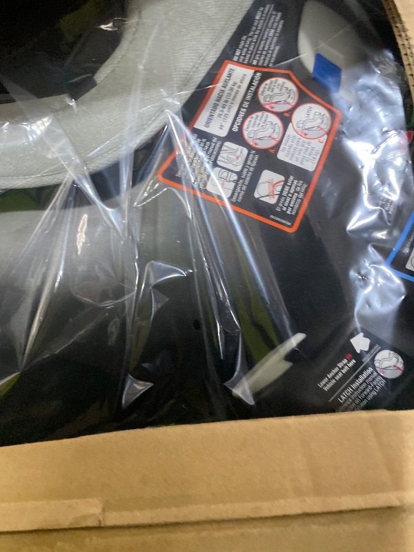 Photo 1 of Graco EasyTurn 360 2-in-1 Convertible Car Seat