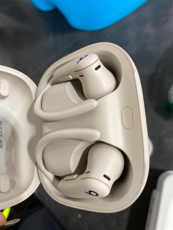 Photo 1 of Beats Powerbeats Pro 2 Wireless Earbuds