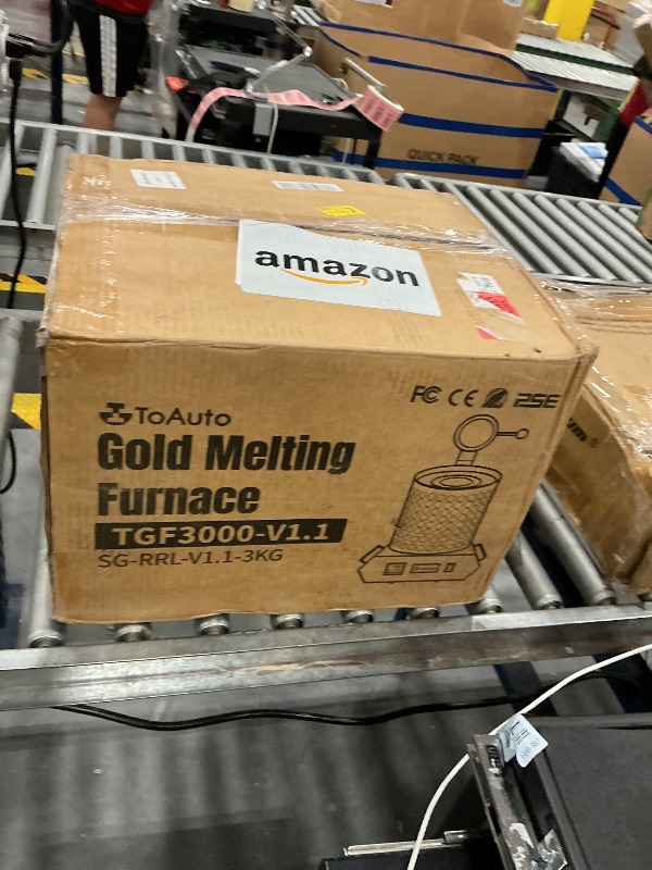 Photo 1 of TOAUTO Gold Melting Furnace 1+3 KG 1400W 2100?