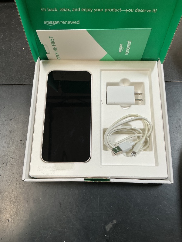 Photo 1 of Apple iPhone 14 Plus, 256GB, Starlight