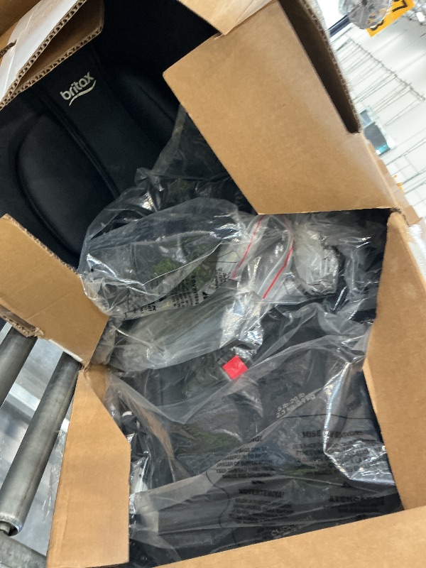 Photo 1 of Britax Poplar S Convertible Car Seat, Stone Onyx