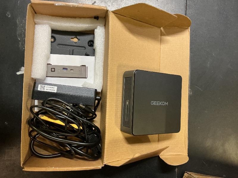 Photo 1 of GEEKOM Air12 Mini PC, Intel 7505, 8GB RAM, 256GB SSD