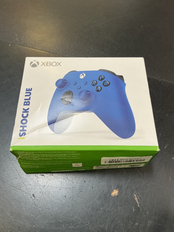 Photo 1 of Xbox Wireless Controller | Shock Blue | Gaming