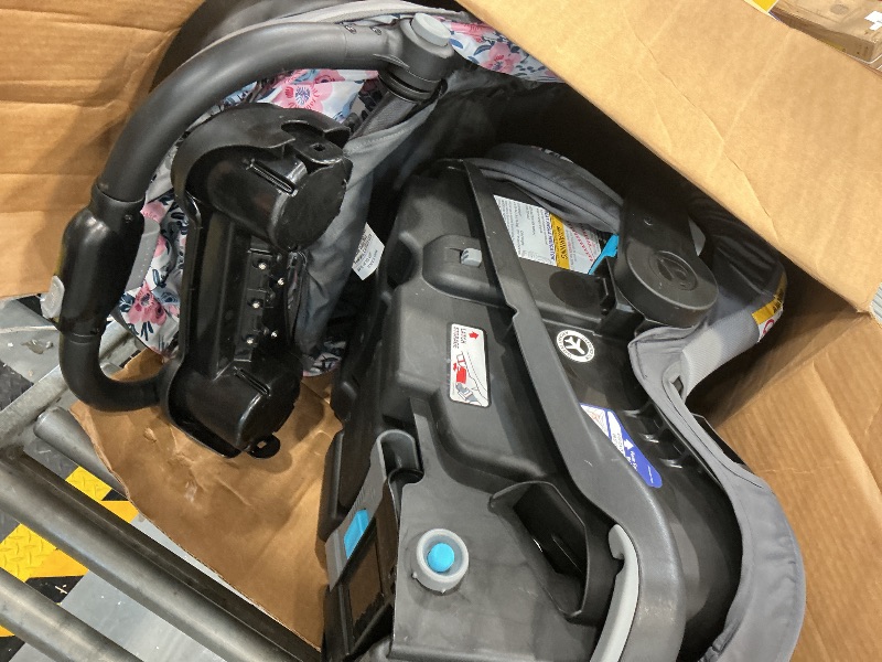 Photo 1 of Baby Trend EZ Ride SE Travel System - Bluebell
