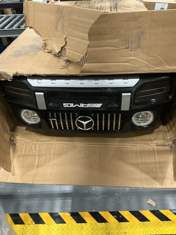 View 3 of ELEMARA Licensed Mercedes-Benz AMG G63 Ride On Car