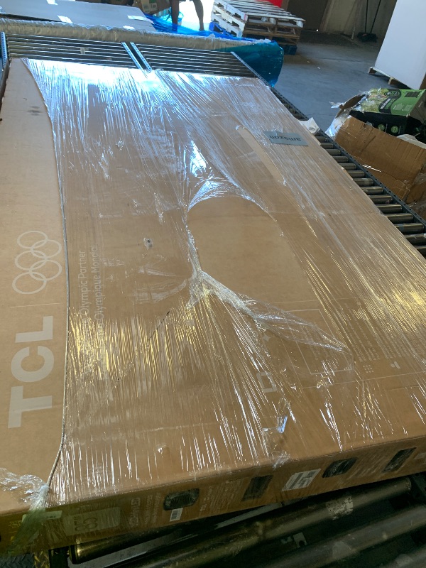 Photo 1 of TCL 75 Inch QM8L QLED Smart TV
