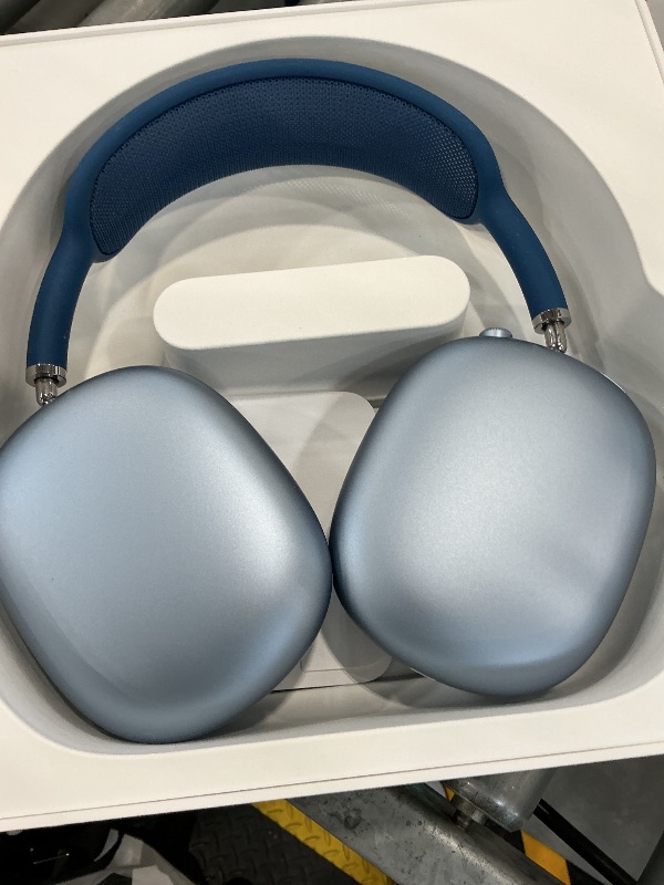 Photo 1 of Apple AirPods Max Wireless Over-Ear Headphones - Sky Blue