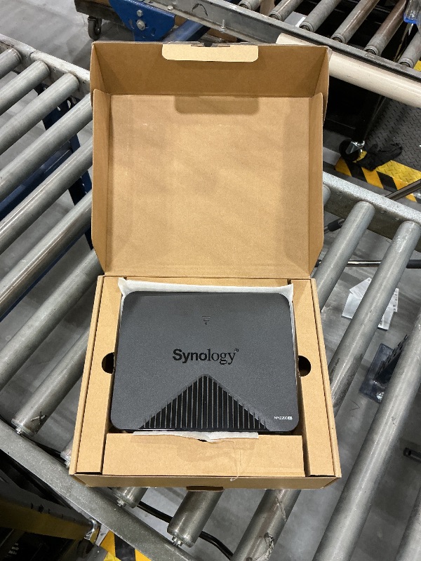 Photo 1 of Synology MR2200ac Mesh Wi-Fi Router