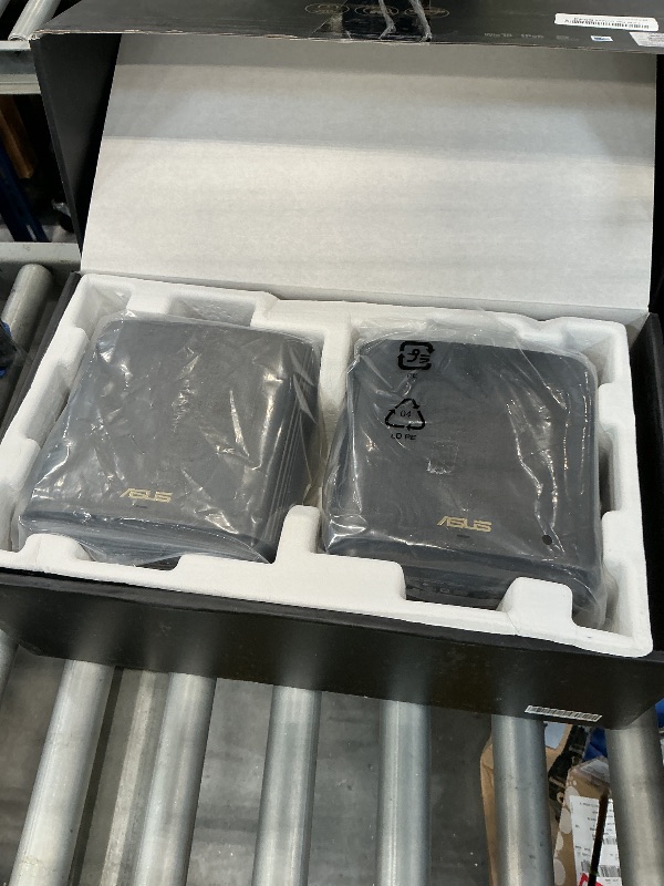 Photo 1 of ASUS ZenWiFi AX WiFi 6 Mesh System (2-Pack)