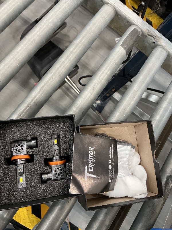 Photo 1 of Termitor H11/H9 LED Bulbs