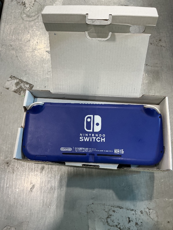View 4 of [Missing Pieces & Doesn't Turn On] Nintendo Switch Lite - Blue