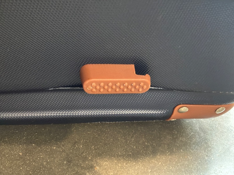 View 4 of [suitcase has crack] KUNEL 5-Piece Hardshell Luggage Set