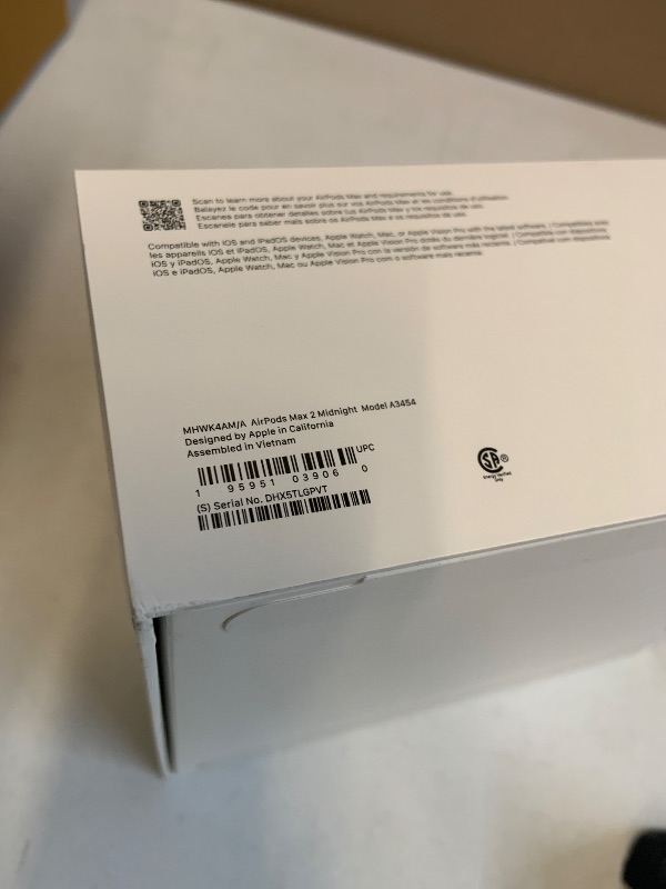 Photo 1 of Apple AirPods Max 2 Wireless Over-Ear Headphones – Midnight