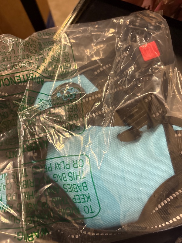Photo 1 of PHOEPET No Pull Dog Harness Medium