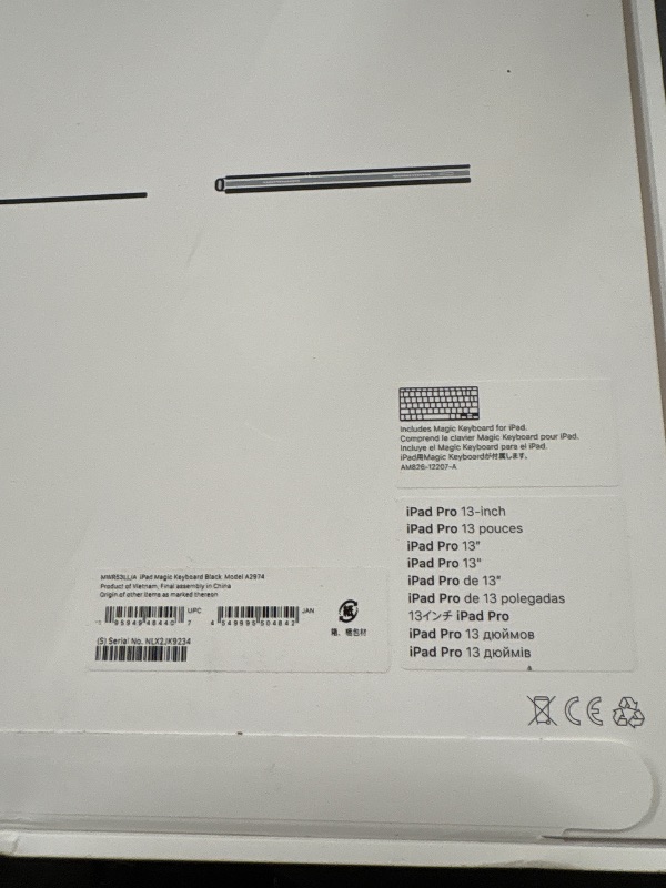 Photo 1 of iPad Magic Keyboard 