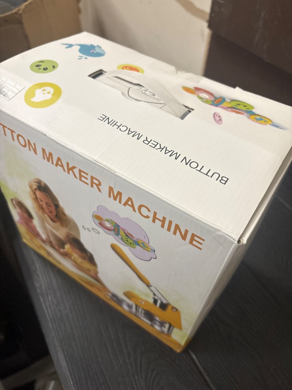Photo 1 of MOUNSKER Button Maker Machine - 3 Sizes (1", 1.25", 2.25")