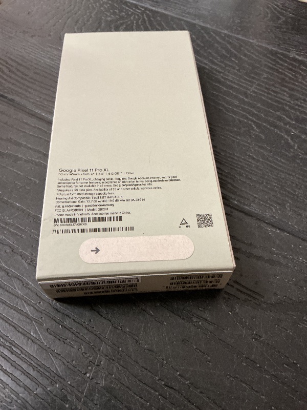 Photo 1 of Google Pixel 11 Pro XL - Unlocked Smartphone, Gemini - 512 GB - Olive