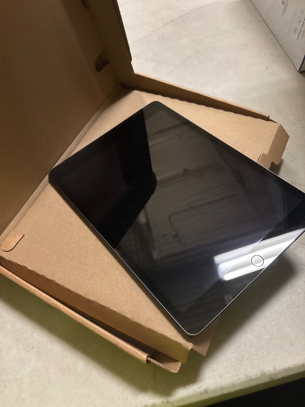 Photo 1 of Apple iPad (9th Generation, 10.2-inch, 2021), 64GB, Wi-Fi + Cellular, Space Gray (Renewed Premium)