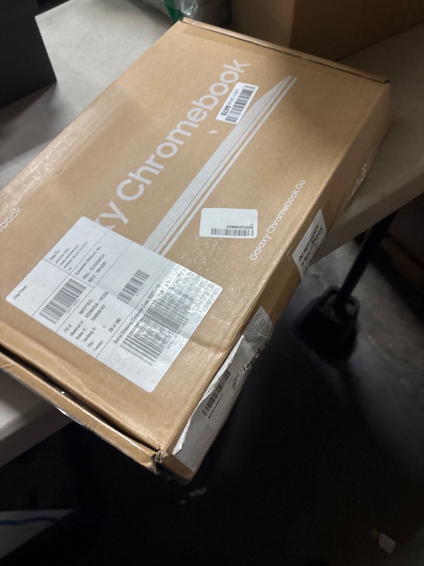 Photo 1 of Samsung 14" Galaxy Chromebook Go Laptop PC Computer, Intel Celeron N4500 Processor, 4GB RAM, 64GB Storage, ChromeOS, XE340XDA-KA2US, Student Laptop, Silver