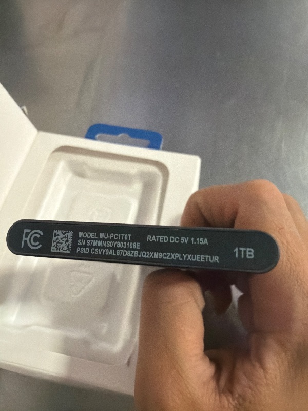 Photo 1 of Samsung T7 Portable SSD 4TB Gray