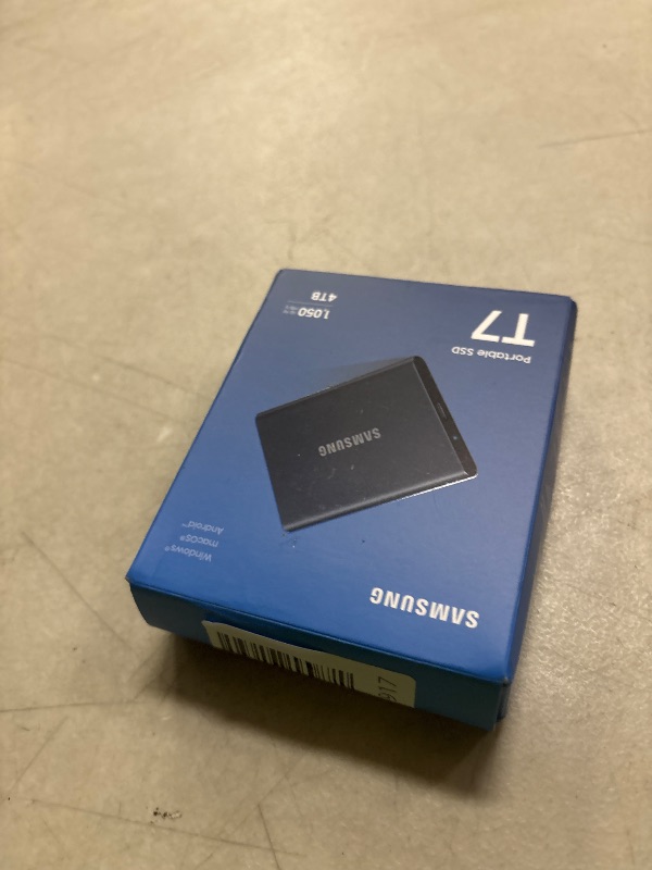 Photo 1 of Samsung T7 Portable SSD 4TB Gray