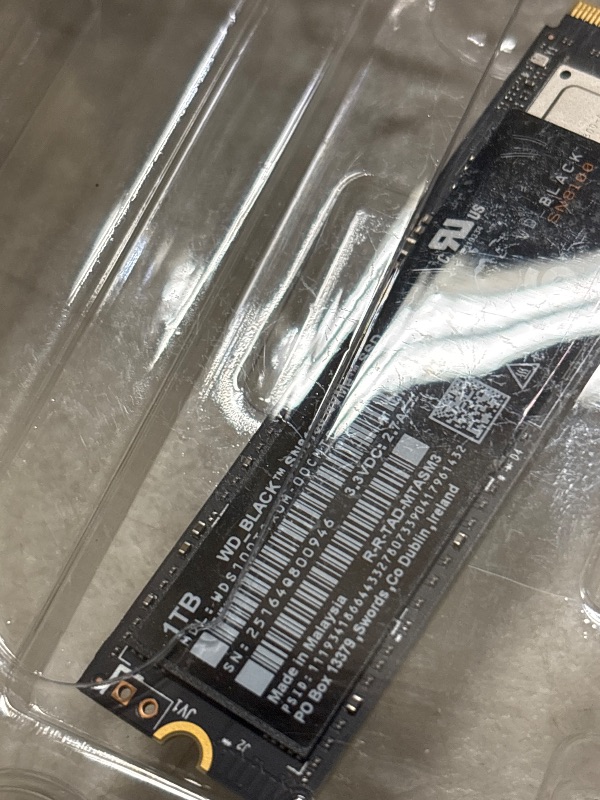 Photo 1 of WD_BLACK SN8100 NVMe SSD - 1TB, Without Heatsink