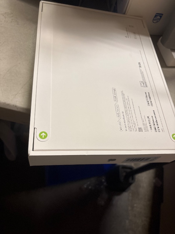 Photo 1 of Apple 2026 MacBook Air 13-inch Laptop with M5 chip: Built for AI, 13.6-inch Liquid Retina Display, 16GB Unified Memory, 512GB SSD, 12MP Center Stage Camera, Touch ID, Wi-Fi 7; Silver
