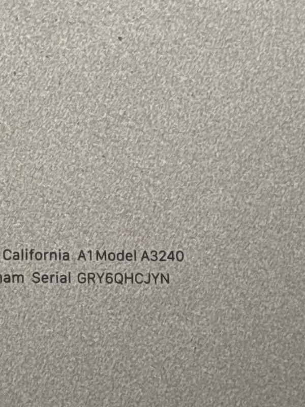 Photo 1 of Apple MacBook Air 13-inch M4 Laptop