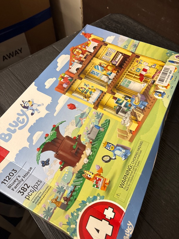 Photo 1 of LEGO Bluey's Family House Building Set