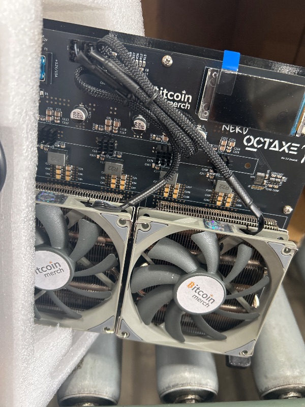 Photo 1 of **POWER ERROR** Bitcoin Merch NerdOCTaxe BTC Miner, 9.6TH/s, Black