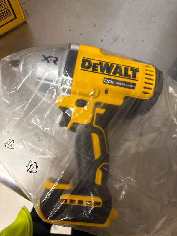 View 4 of DEWALT 20V MAX Cordless Impact Wrench, 1/2 Impact Gun, 4-Speed High Torque with Hog Ring Anvil and LED Light, Brushless Motor, Precision Wrench, Tool Only (DCF900B)