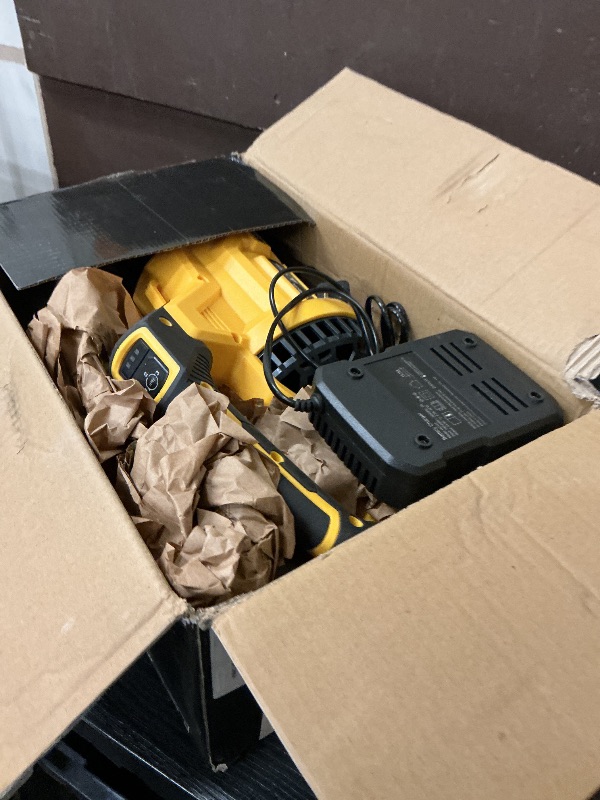 View 2 of LOSART Cordless Leaf Blower, 650CFM, 3-Speed